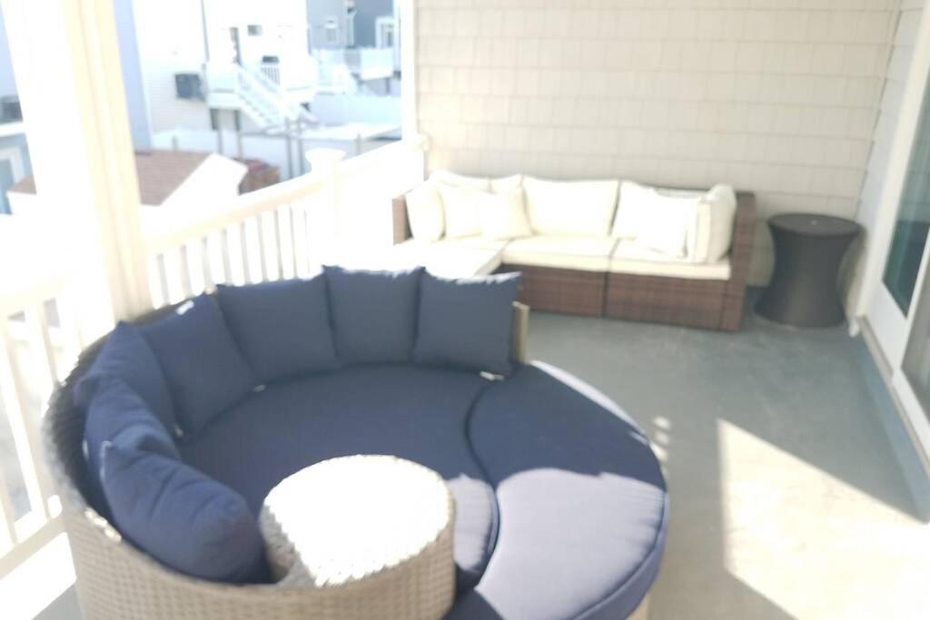 Ocean And Beach Views From Five Decks In Ortley Beach Seaside Heights Extérieur photo